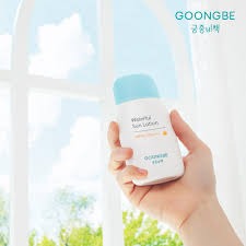 GOONGBE Waterful Sun Lotion SPF50+ PA+++ 60ml + Mild Sun Cleansing Tisue 10 sheets