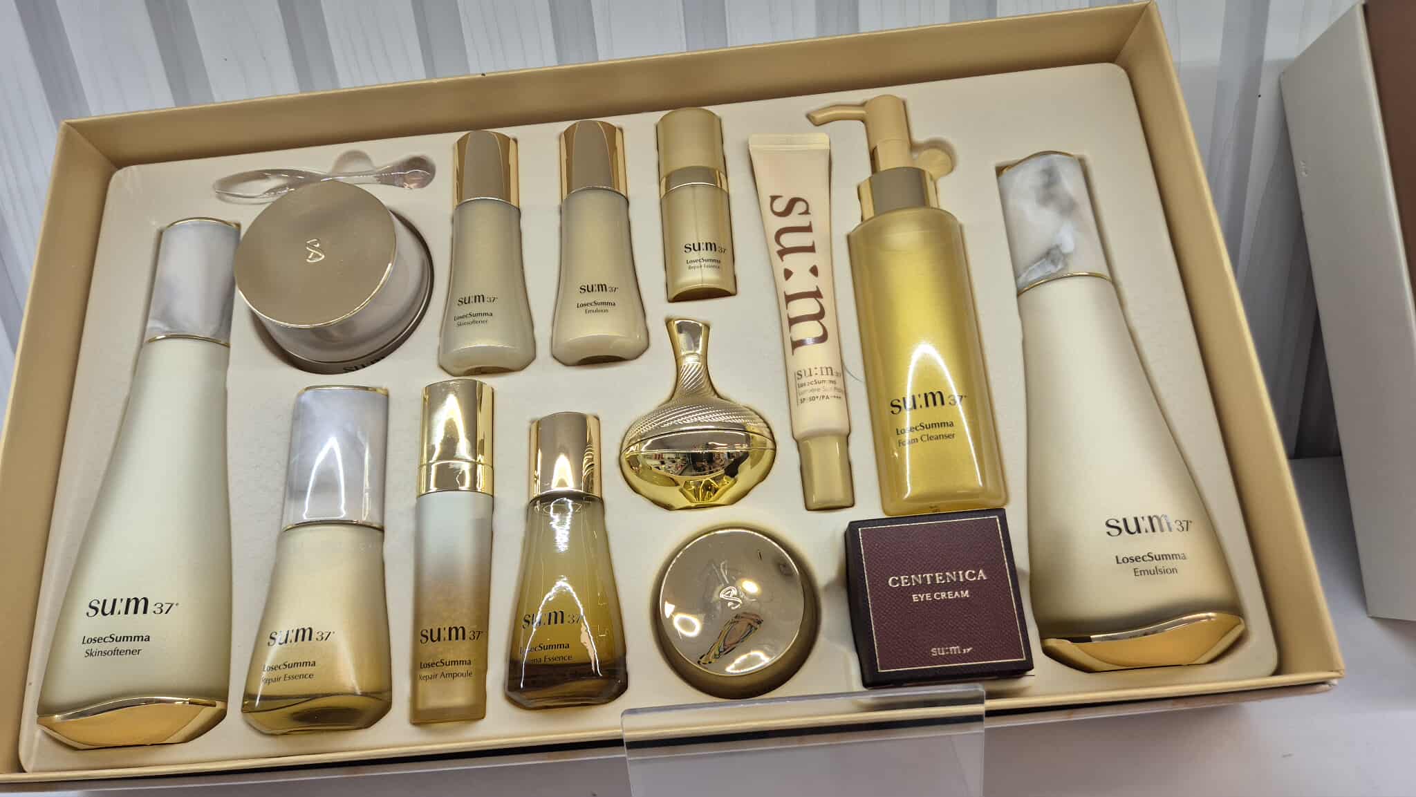 SU:M37 LosecSumma 4pcs Special Set (14 items)