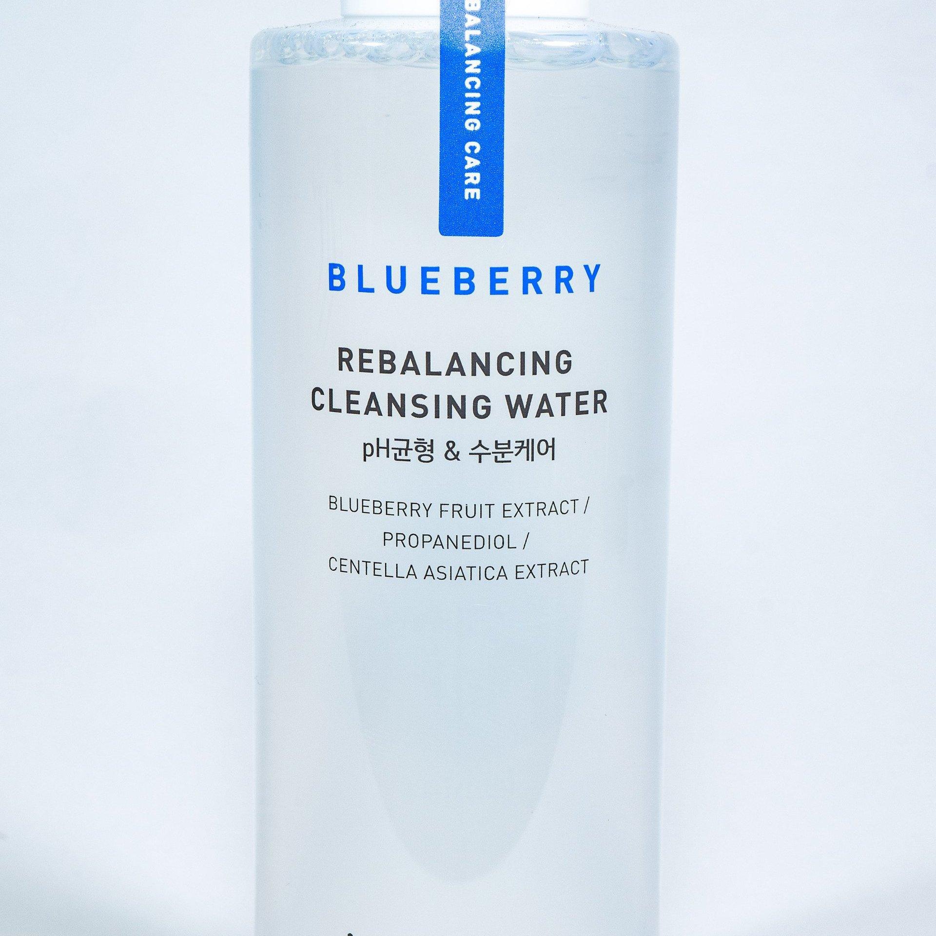 INNISFREE Blueberry Rebalancing Cleansing Water 200ml